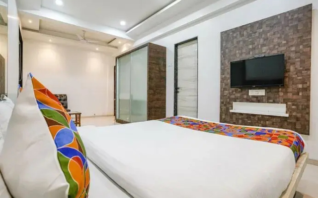 Fabhotel Krishna Inn