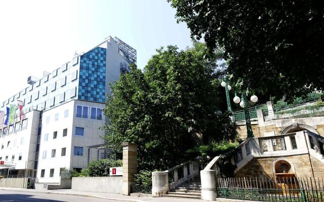 Отель & Palais Strudlhof Австрия, Вена - - забронировать отель & Palais Strudlhof, цены и фото номеров вид на фасад