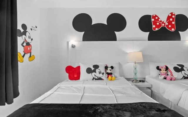 2 Bedroom Deluxe - Theme Park