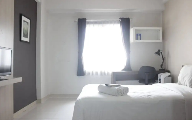 Cozy Studio At Pinewood Apartment Near Unpad Jatinangor