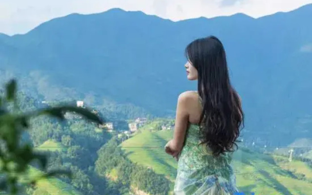 Immersing Vacation Apartment (Longji Terraced Field Viewing Platform)