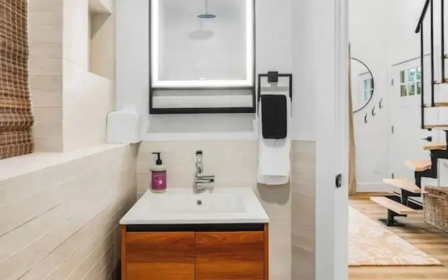 Covelet Hideaway