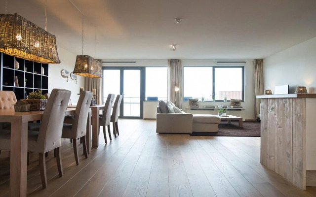 Apartment in Den Haag With Sea View