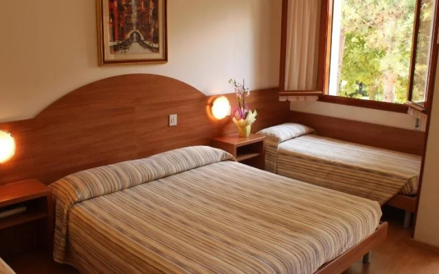 Hotel Eden