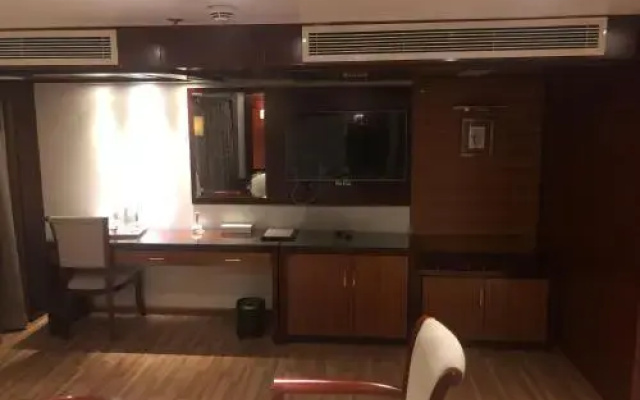 M/S Blueshadow