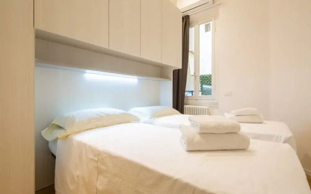 Bargello Modern by Mmega