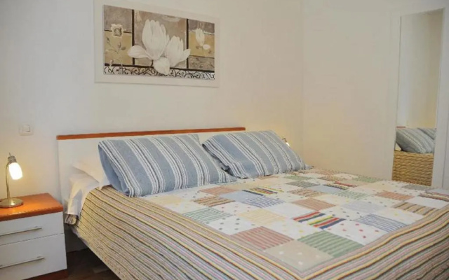 Apartments Sonja - 10m to beach