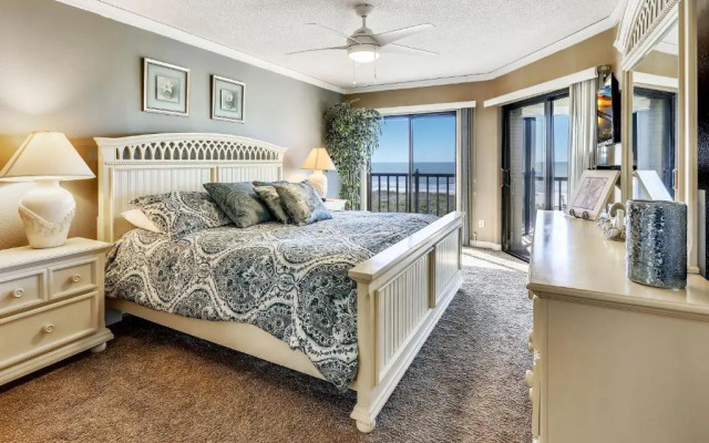 Land's End 9-403 Beach Front - Premier