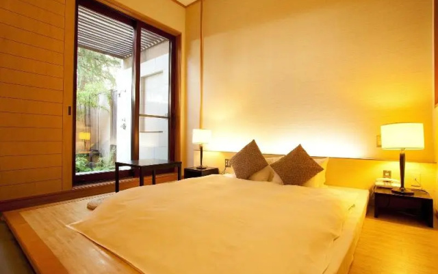 Oyo 43999 Hotel Allamanda