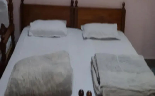 Hotel Padmini Nivas