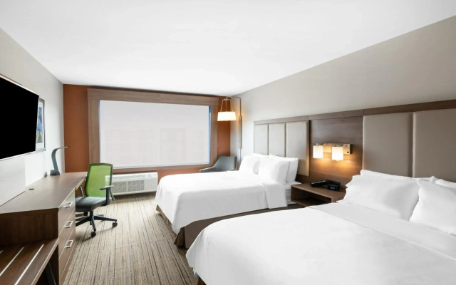Holiday Inn Express & Suites Phoenix - Airport North by IHG