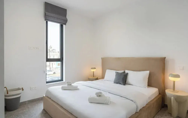 Solara - Stylish Balcony Apartments in Larnaca