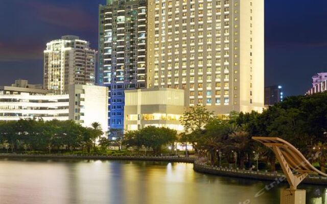 Отель Lakeside Hotel Xiamen Airline Китай, Сямынь - отзывы, цены и фото номеров - забронировать отель Lakeside Hotel Xiamen Airline онлайн вид на фасад