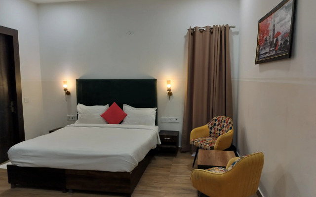 Saffron Inn