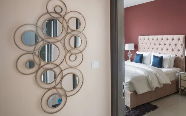 Luxury Staycation - Lofts East