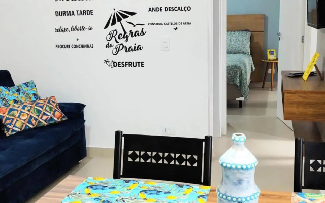 Apto Centro Ubatuba com Varanda Gourmet, Suíte e Piscina