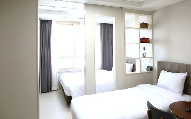 Am Hotel