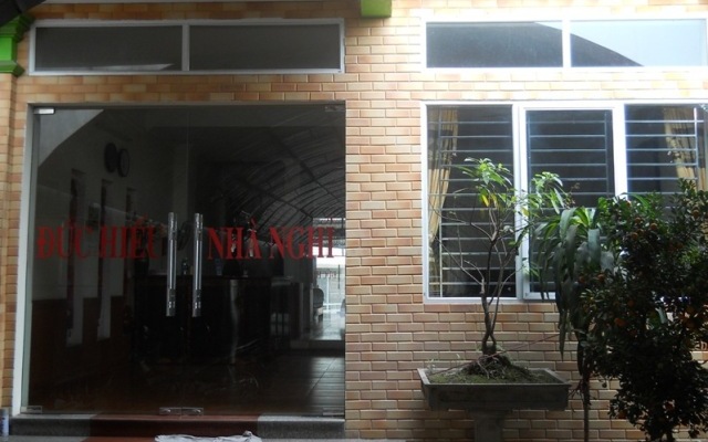Duc Hieu Hotel вид на фасад