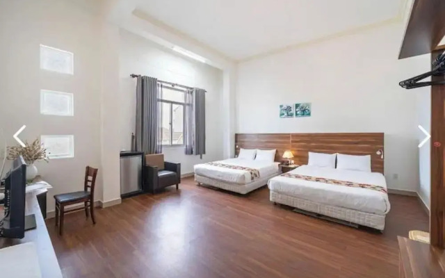 Grand Center Dalat by Lilly Hotel