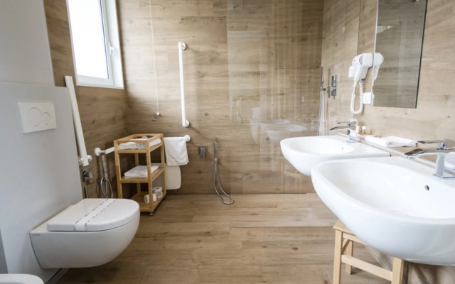 M14 Hotel & Spa