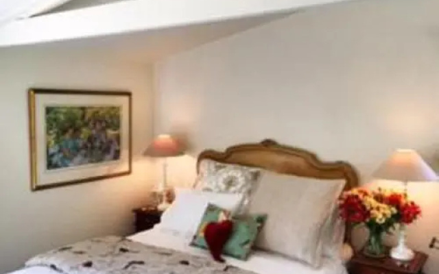 L'abri Bed and Breakfast