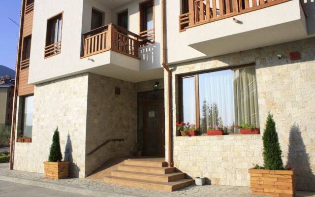 Отель Evergreen Aparthotel & SPA вид на фасад