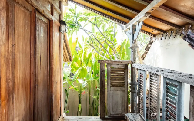 TwoSpaces Living at Kayu Beach Villa, Nusa Dua Beach