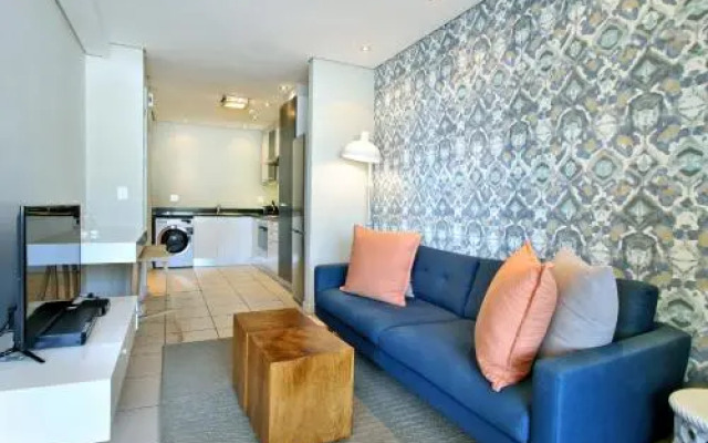 1 Bed Apartment Mario - The Decks