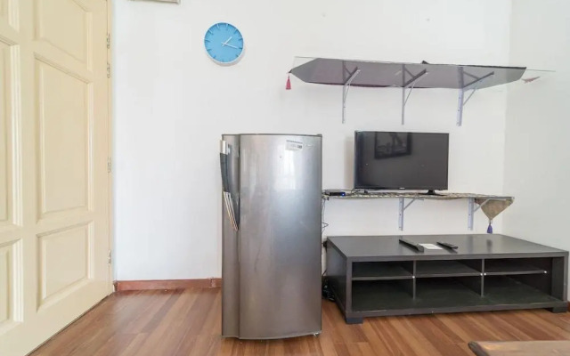 Oyo Home 44046 Cozy 1 Bedroom Casa Mutiara