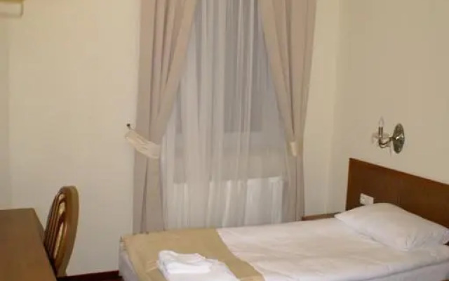 Hotel President