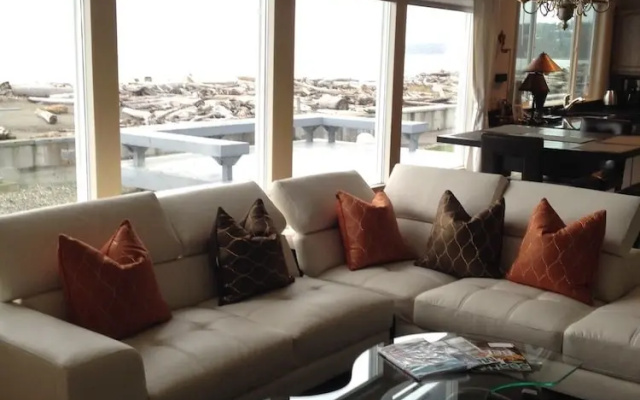 Camano Island Waterfront Vacation Rental