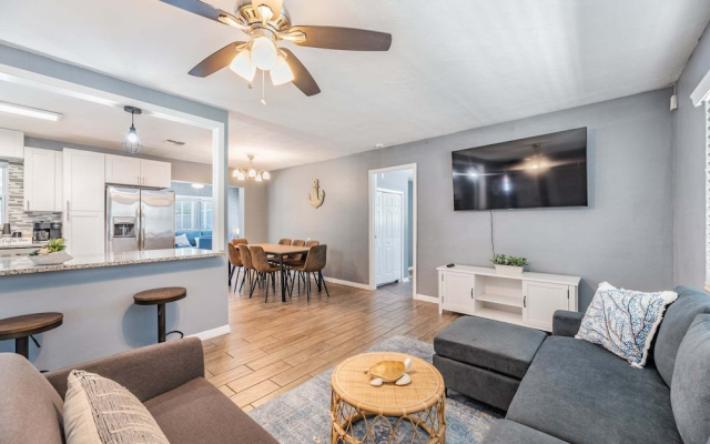 3442 Azalea Pl