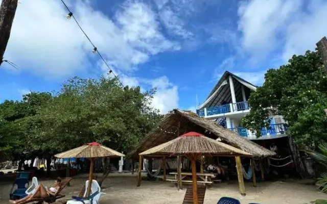 Hostel Beach House