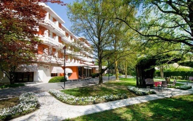 Отель Terme Orvieto Италия, Абано-Терме - отзывы, цены и фото номеров - забронировать отель Terme Orvieto онлайн вид на фасад
