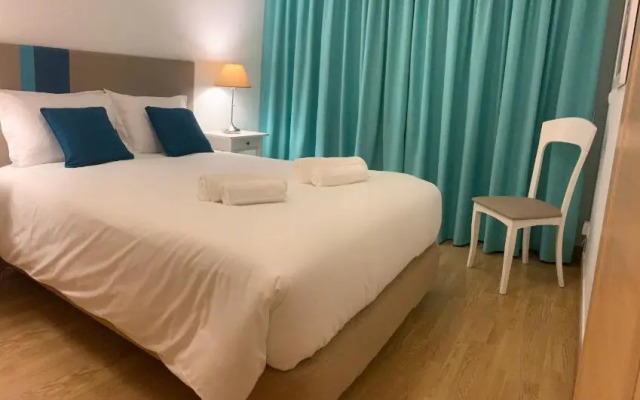 Carcavelos Cozy Lisboa/Cascais/Sintra 5PAX