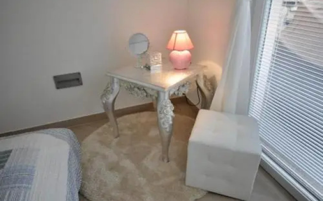Holiday Home T