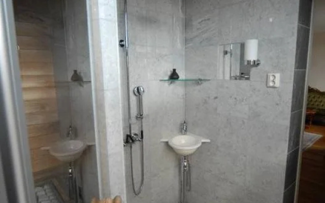 Svefi Hotell & Vandrarhem
