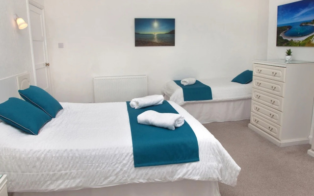 Weymouth Bay Apartment B