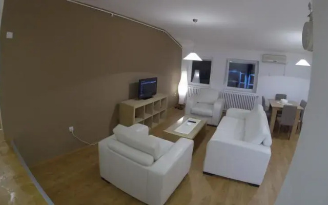 Apartment Lucky