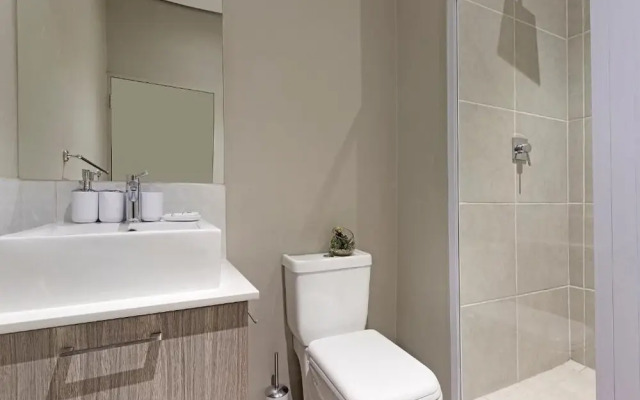 Central Rosebank Apartment