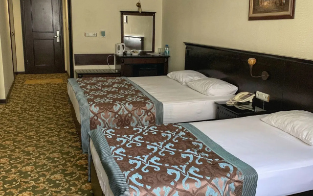 Omur Hotel