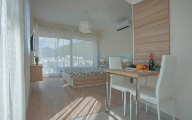 Jk Suites