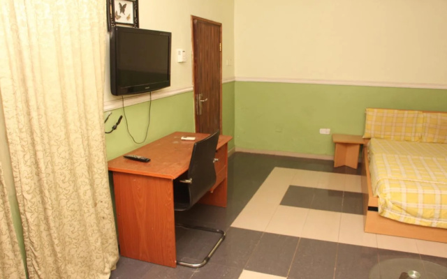 Hotel Charvid
