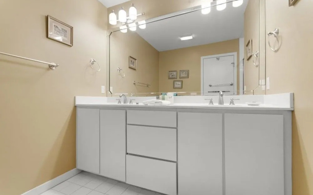 Southern Soleil 5 Bedroom Holiday Home