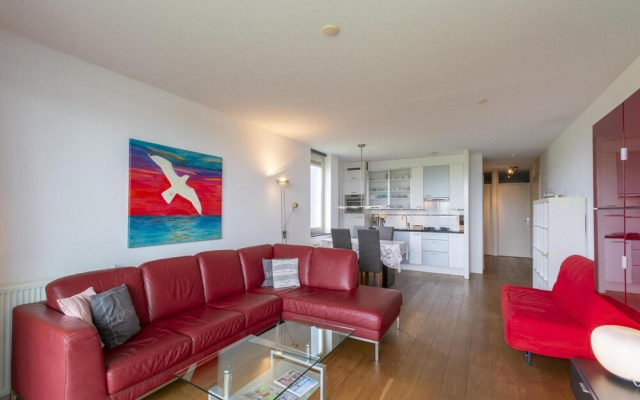 Cozy Apartment With Balcony