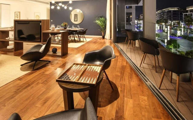 Luxurious Getaway Right Across City Walk Mall