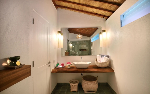 Turtle Garden Hotel