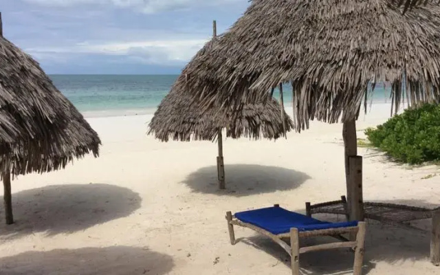ONE LOVE Beach House Zanzibar
