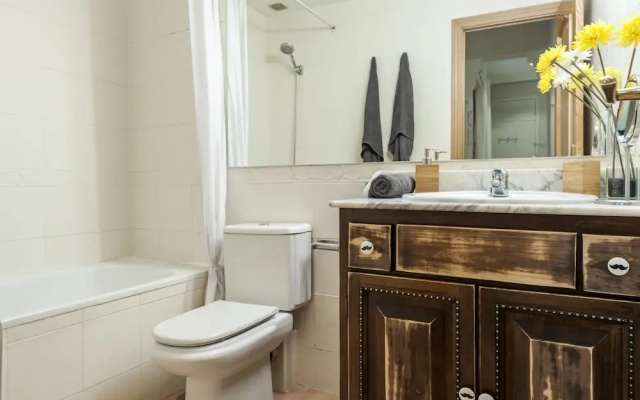 Apartamento Palacio Real IV