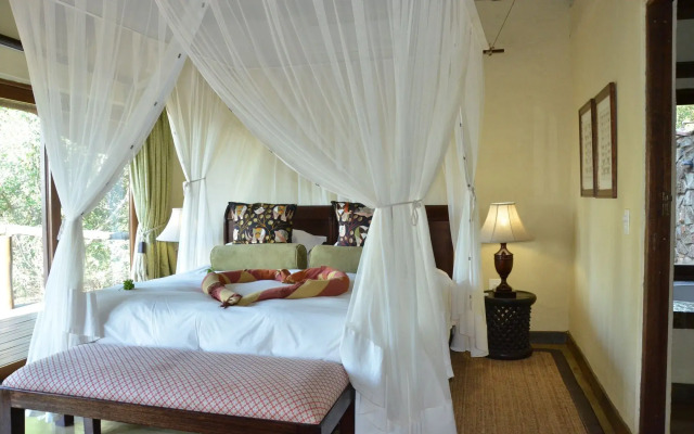 Motswiri Private Safari Lodge